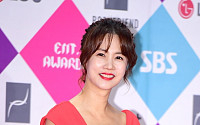 [BZ포토] 박소현, 붉은 매력에 심쿵!