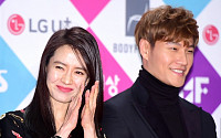 [BZ포토] 송지효-김종국, 논란에도 불구하고 SBS 연예대상 참석!