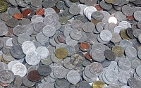 부산 ‘동전천사’, 11년 째 익명 기부…“녹슬고 때 묻은 돈일지라도”