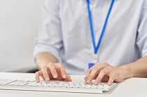 [이법저법] 인터넷상 비방 댓글, 법적 대응 방법은 없을까요?