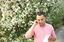 봄철 눈 가려움·충혈 반복된다면…알레르기 결막염 의심 [e건강~쏙]