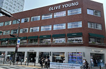 공장이야, 화장품숍이야?⋯가장 성수동스러운 올리브영 ‘뷰티 맨션’[가보니]
