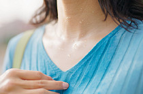 다한증으로 옷 젖는 불편… 바르는 치료로 관리 부담 줄일까[e건강~쏙]