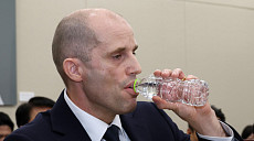 로저스, '전 직장' 불법자금 이슈에 "재직 당시 무혐의"