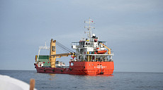 美 "호르무즈 통행료 내지 마라 …비미국인도 제재 위험"