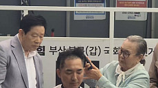 박민식, 출정식서 삭발 결의…노모가 직접 머리 밀어