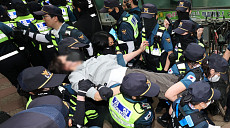대학가로 번지는 분노…"투표용지 부족 사태는 참정권 침해"