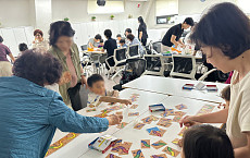 “혈연 넘어 마을 조손까지” 황혼육아, 혼자가 아니라 함께