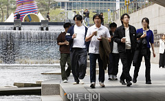 낮 최고 26도 '초여름'…15도 안팎 큰 일교차 