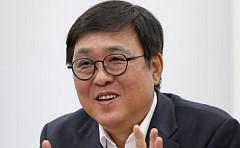 최휘영 장관 “박찬욱 佛훈장 수훈, 문화예술계 자긍심 드높여”