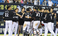 KT 내야진, 한화 추격 끊은 삼중살…시즌 2호·통산 88호