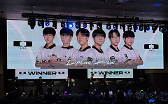 '에이스' 두 번, 벼랑 끝에서 살아난 DK⋯KT와 5세트 간다 