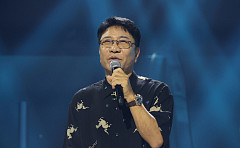 돌아온 이수만의 승부수…A2O표 첫 K팝 보이·걸그룹은 뭐가 다른가