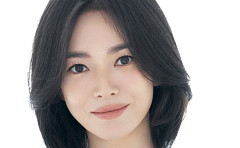 송혜교, 새 출발 알렸다⋯“스탠드와 전속계약 체결”