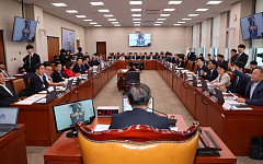 與野 ‘반도체 직접 보조금’ 이견…산업기술보호법은 통과 [종합]