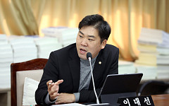 “수원 행정, 지적은 1년마다 되풀이…이대선 부위원장 ‘개선없는 반복행정 끝내야’ 직격”