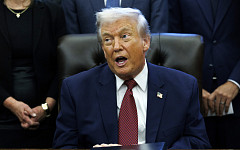 트럼프, 車 연비규제 대폭 완화…"신차 구매비용 내려갈 것“