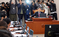 [종합] '주 52시간 예외’ 뺀 반도체특별법 산자위 통과…여야 "더 미룰수 없어" 공감대