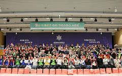 연탄 배달ㆍ‘미리 산타’ 역할도⋯유통가, 연말 사회공헌 활동 ‘따뜻한 경쟁’