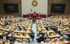 다수결이냐 소수보호냐…해외와 비교해보니 [필리버스터 딜레마③]