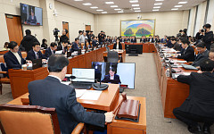 순이익 비율 10% 미달 수두룩⋯카드업계, 징벌적 과징금 입법 '초긴장'