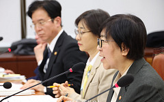 기초연급 수급자 10명 중 4.5명 ‘비빈곤층’…수급범위 과감히 조정해야 [기초연금 구조 논쟁]