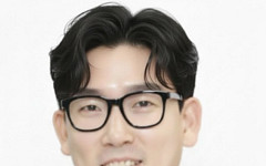 [데스크 시각] 귀에 걸면 귀걸이 된 ‘생산적 금융’