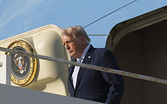 트럼프 “48시간 내 호르무즈 개방해야”…이란 발전소 초토화 경고