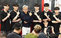 HBM 넘어 로봇까지…젠슨 황이 다시 한국 찾은 이유
