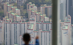 "교통·학군·브랜드 다 갖춰라"⋯불황에도 줄 서는 '육각형 아파트'