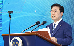 李대통령, 오늘 7번째 기자회견…‘연임개헌·공소취소·파병’ 입장 주목