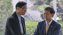 구윤철 경제부총리, 한국은행 방문