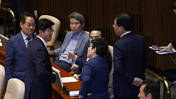 이상현·우인식 국가인권위원 선출안 '부결'…항의하는 국민의힘