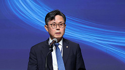 2026테크퀘스트, 축사하는 안도걸 의원