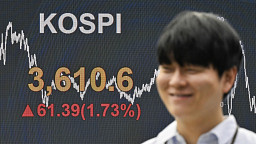연휴 끝낸 코스피, 3610선으로 마감하며 사상 최고치 경신