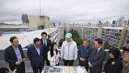 대치동 은마아파트 찾은 오세훈 서울시장