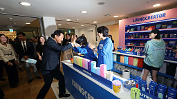 '서울디자인위크 2025' 찾은 오세훈 서울시장