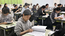 긴장감 흐르는 경북고·용산고·광남고 수능 시험장