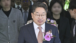 대검 떠나는 노만석 전 검찰총장 직무대행