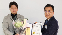 스마트 EV대상, '한국자동차공학회장상 퍼포먼스부문' 수상한 폴스타 폴스타4