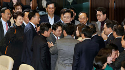 무제한 토론 마친 장동혁 국민의힘 대표