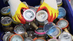 한파에 수도계량기 동파 피해 속출