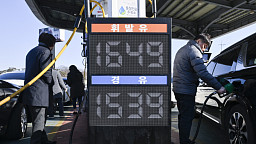 '주유소 기름값 9주 연속 하락세'