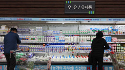 갈수록 줄어드는 흰우유 소비량