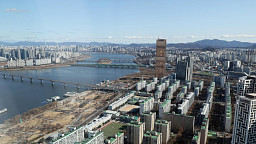 강남 아파트값 2년 만에 하락 전환