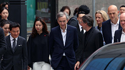 신세계 본점 찾은 베르나르 아르노 루이비통 회장