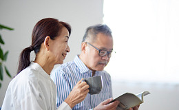 사이 나쁜 중년 부부 “2시간 반 넘게 같이 있으면 불편”