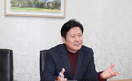 [삼성노블카운티] 박성현 본부장 “시설 아닌 우리 집…그래서 오래 살고 계시죠”