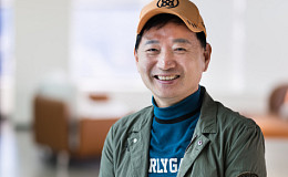 “노인 운동으로만 보면 오산, 파크골프는 시니어 산업”