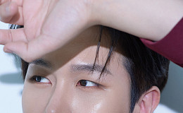 무대에서 즐거움을 전하는 국민 끼쟁이, 트로트가수 김수찬